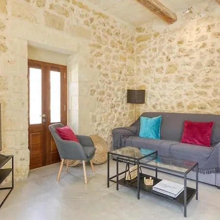 A 2br With Private Pool In & Bbq By 360 Estates Zebbug (Gozo)